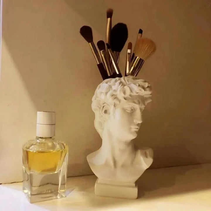 Nordic Renaissance Vase Holder