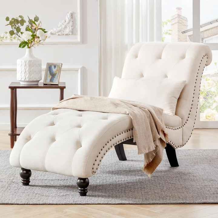 Elegant Tufted Chaise Lounge