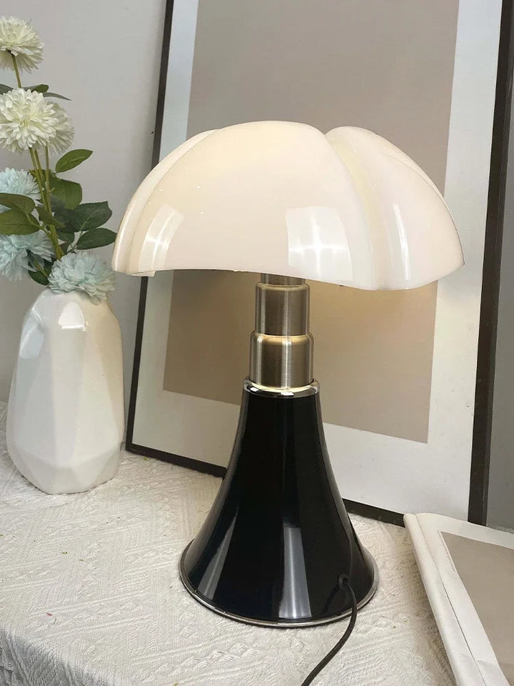 Eleganza Petal LED Bat Table Lamp